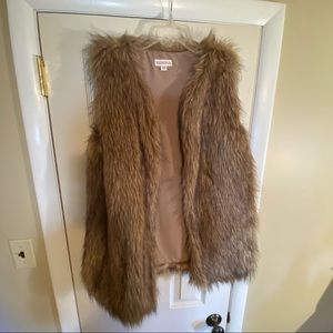 Fur vest
